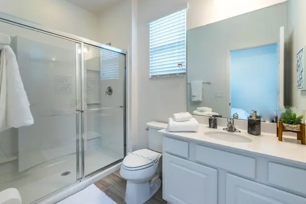 Villa (11 Bedroom 9.5 Bathroom 4792sq Foot V)