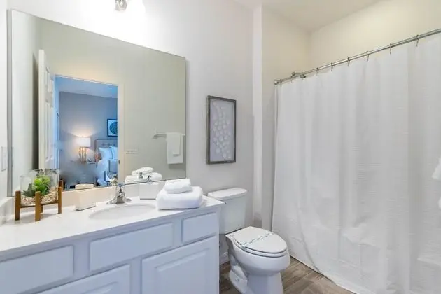 Villa (11 Bedroom 9.5 Bathroom 4792sq Foot V)