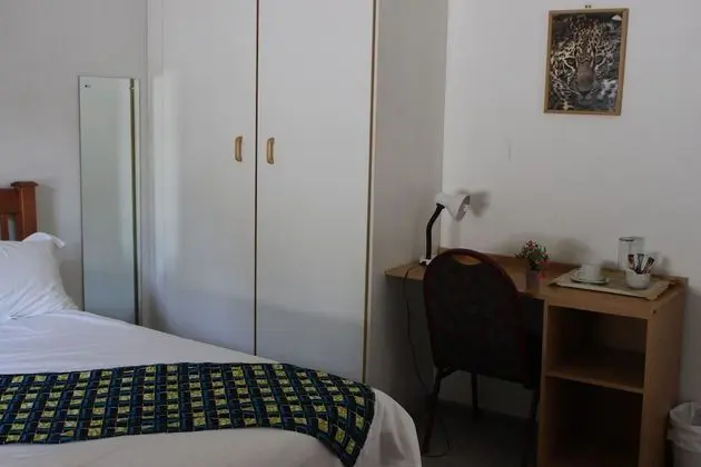 Tek Kişilik Oda, 1 Çift Kişilik Yatak