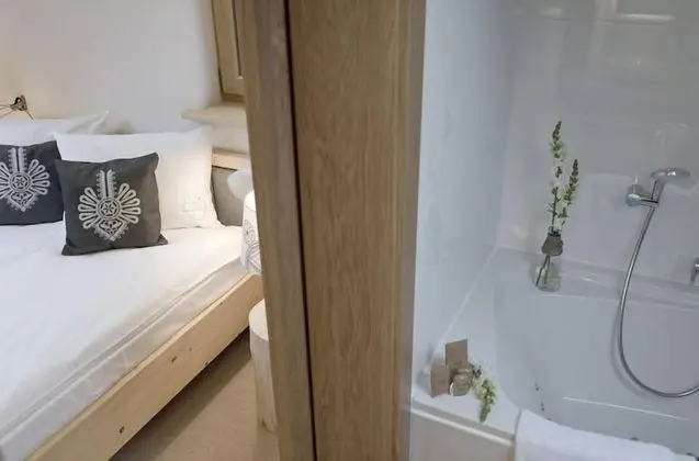 Economy Tek Büyük Yataklı Oda