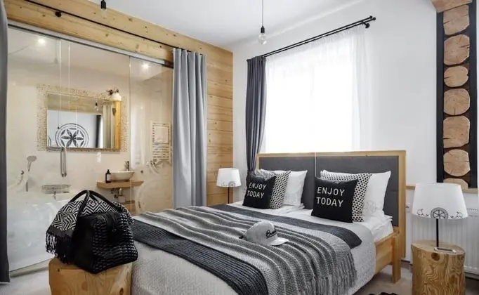 Standard Tek Büyük Yataklı Oda, Dağ Manzaralı