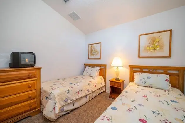 Ev (1114 4-Bed Pool Home, Liberty Village)