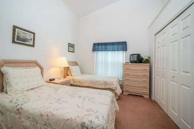 Ev (1114 4-Bed Pool Home, Liberty Village)