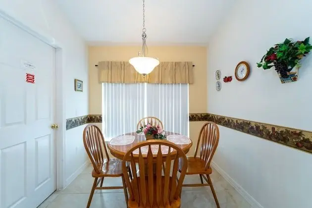 Ev (1114 4-Bed Pool Home, Liberty Village)