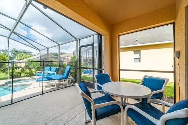 Ev (1114 4-Bed Pool Home, Liberty Village)