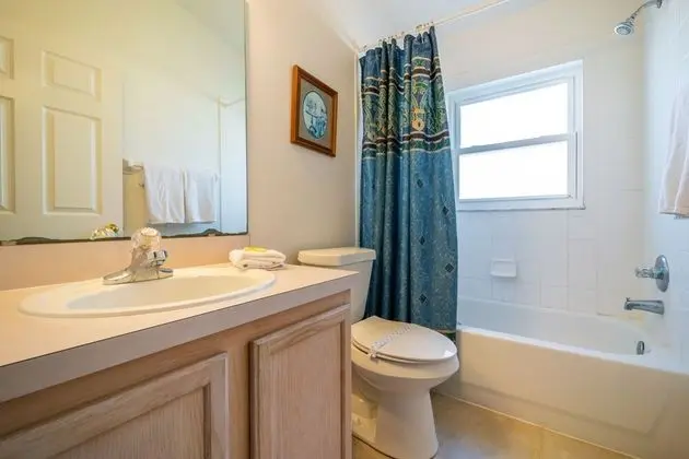 Ev (1114 4-Bed Pool Home, Liberty Village)