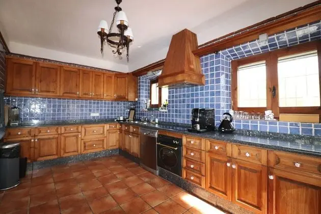 Villa, 6 Yatak Odası, Kişiye Özel Havuzlu, Dağ Manzaralı