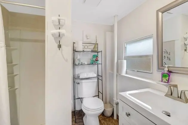 Apart Daire (116 Bay Mar Dr)