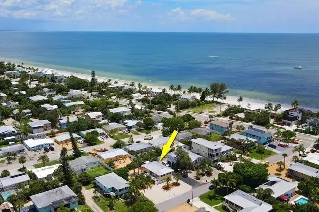 Apart Daire (116 Bay Mar Dr)