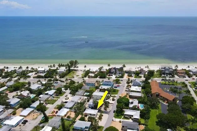 Apart Daire (116 Bay Mar Dr)