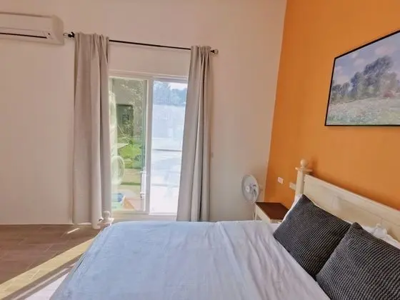 Deluxe Tek Büyük Yataklı Oda, 1 Çift Kişilik Yatak, Teras, Bahçeli