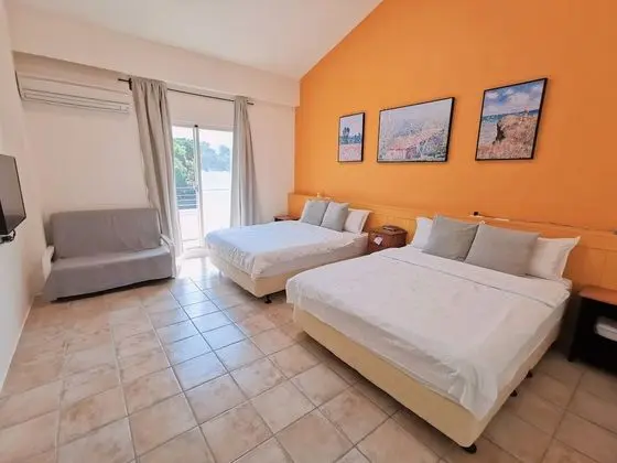 Family Dört Kişilik Oda, Balkon, Dağ Yamacı