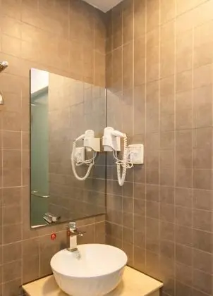 Comfort Tek Büyük Yataklı Oda