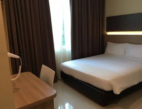 Deluxe Üç Kişilik Oda