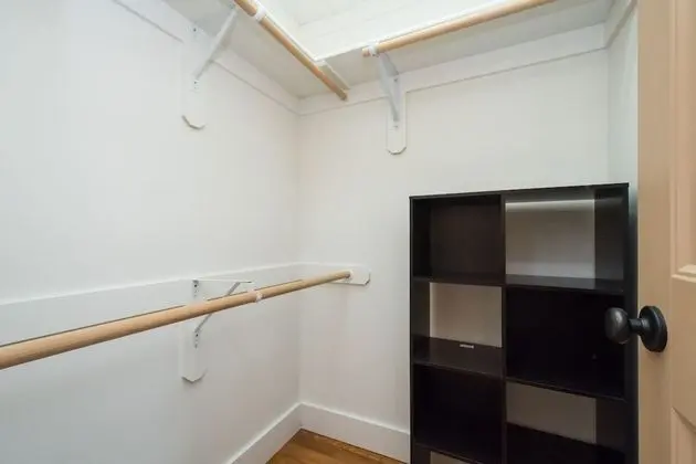 Ev, Birden Çok Yatak, Veranda, Bahçe Manzaralı (118 Whitcomb - Unit A (main))