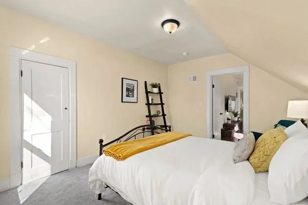 Apart Daire, Birden Çok Yatak, Veranda, Bahçe Manzaralı (118 Whitcomb - Unit B (upper))