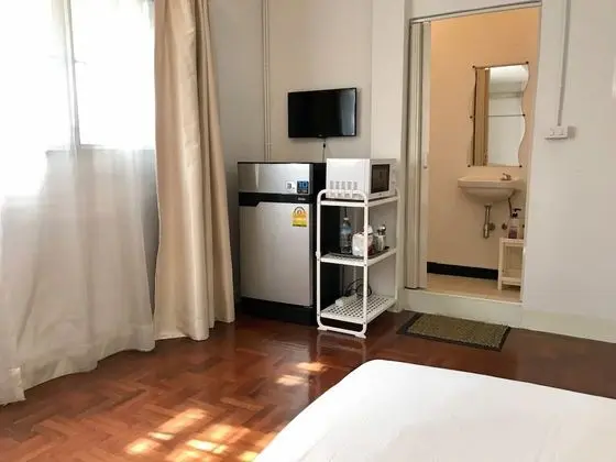 Tek Kişilik Oda, 1 Tek Kişilik Yatak, Buzdolabı ve Mikrodalga