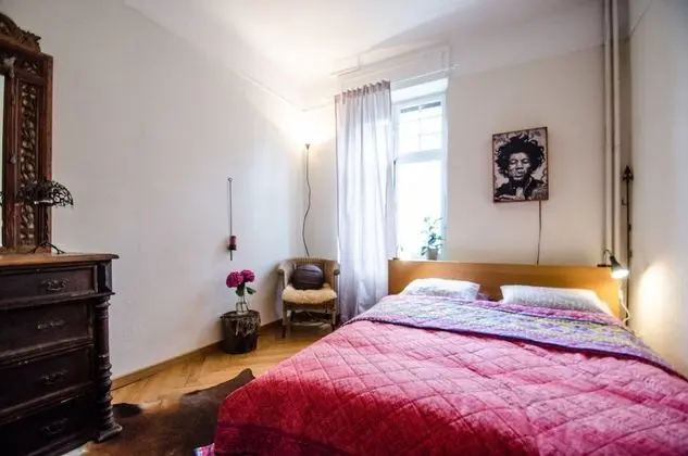 Standard Tek Büyük Yataklı Oda (1)
