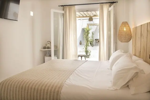 Deluxe Tek Büyük Yataklı Oda, 1 En Büyük (King) Boy Yatak, Veranda, Avlu Manzaralı