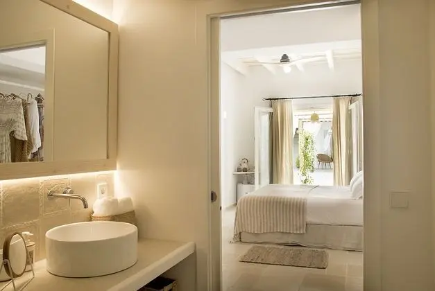 Deluxe Tek Büyük Yataklı Oda, 1 En Büyük (King) Boy Yatak, Veranda, Avlu Manzaralı