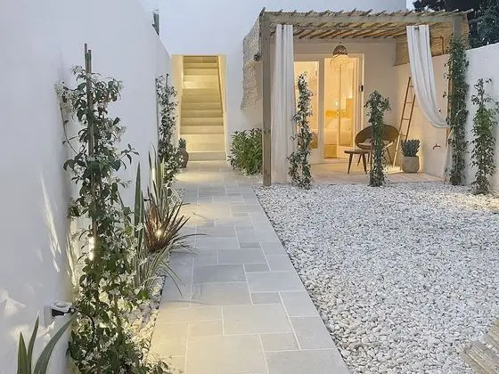 Deluxe Tek Büyük Yataklı Oda, 1 En Büyük (King) Boy Yatak, Veranda, Avlu Manzaralı