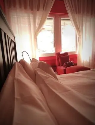 Business Tek Büyük Yataklı Oda