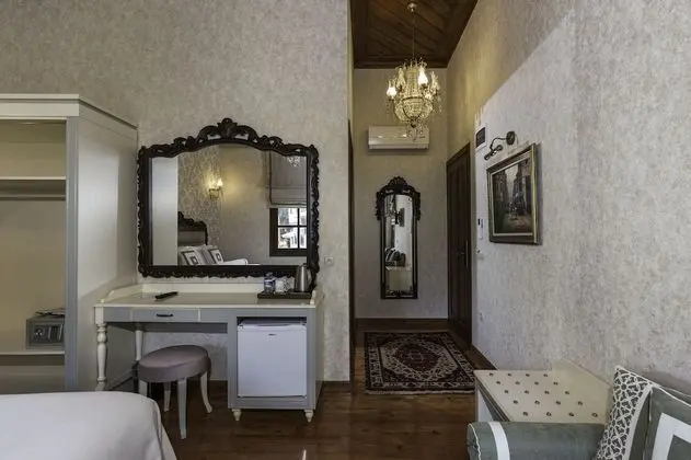 Junior Oda, 1 Büyük (Queen) Boy Yatak ve Çekyat, Banyolu/Duşlu, Şehir Manzaralı