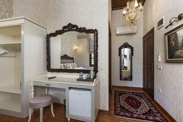 Junior Oda, 1 Büyük (Queen) Boy Yatak ve Çekyat, Banyolu/Duşlu, Şehir Manzaralı