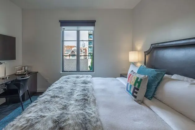 Deluxe Oda, 1 En Büyük (King) Boy Yatak (1 Bedroom)