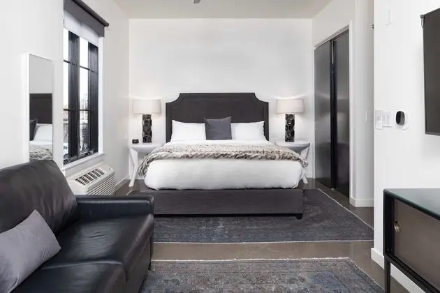 Ev (1 Bedroom)