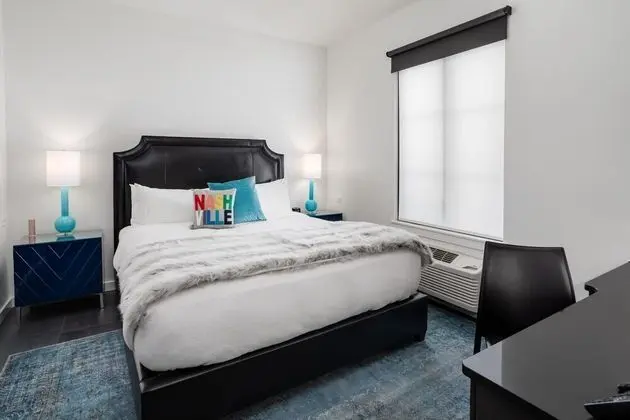 Ev (1 Bedroom)