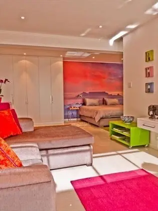 121 Ocean View Studio Apartment