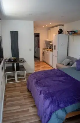 Luxury Apart Daire, Banyolu/Duşlu (Family Friendly)