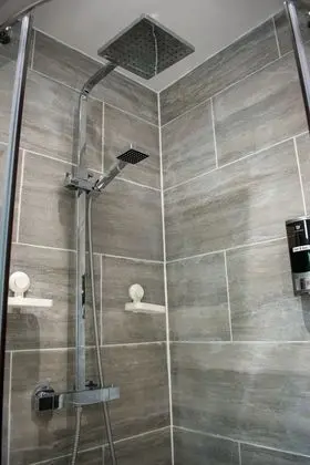 Luxury Apart Daire, Banyolu/Duşlu (Family Friendly)
