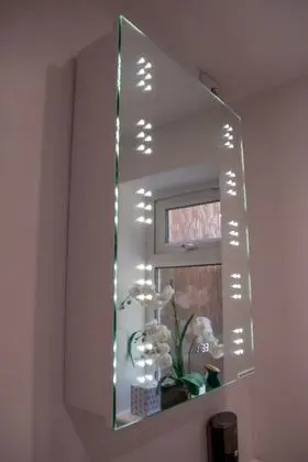 Luxury Apart Daire, Banyolu/Duşlu (Family Friendly)