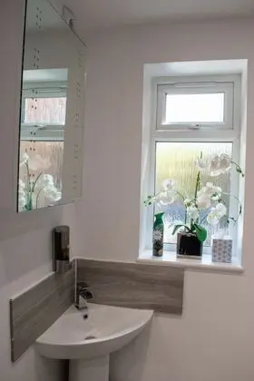 Luxury Apart Daire, Banyolu/Duşlu (Family Friendly)