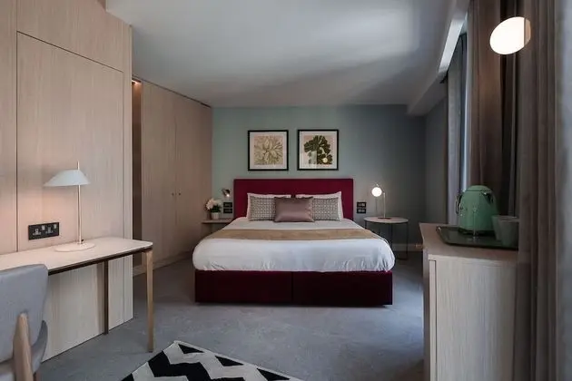 Deluxe Tek Büyük veya İki Ayrı Yataklı Oda, Balkon