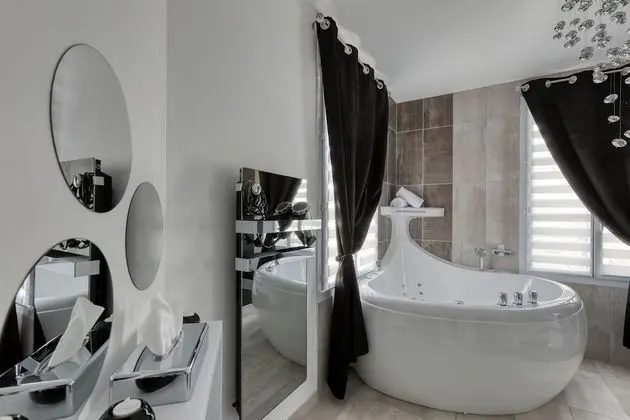 Deluxe Apart Daire, Banyolu/Duşlu, Şehir Manzaralı (Suite & spa)
