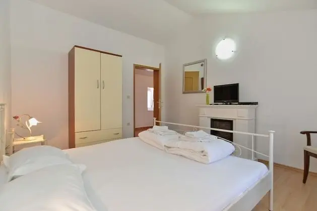 Standard Villa, Birden Çok Yatak Odası (0306)