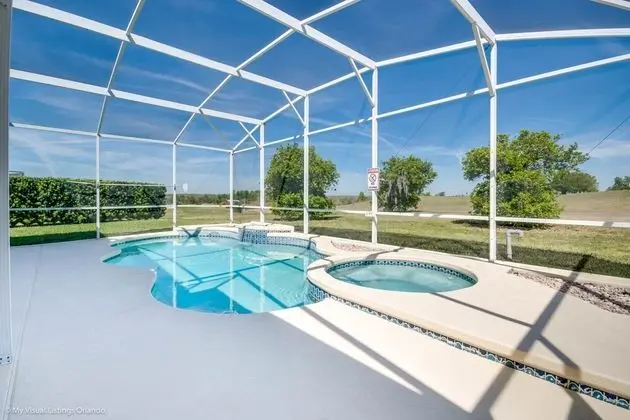 Villa (127TC 5 bed with spa and games room )