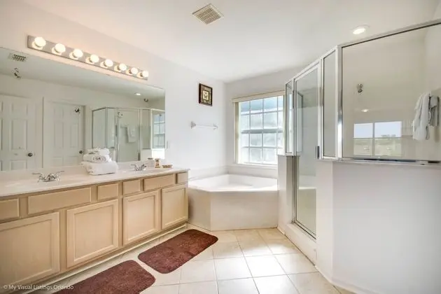 Villa (127TC 5 bed with spa and games room )