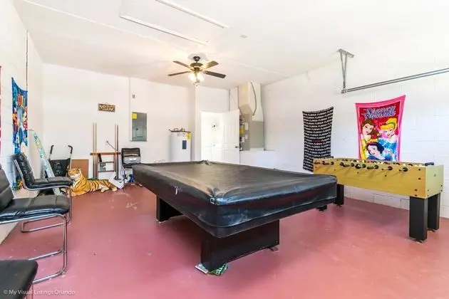 Villa (127TC 5 bed with spa and games room )