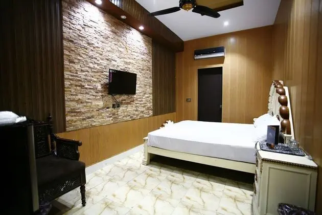 Basic Oda, 1 Çift Kişilik Yatak