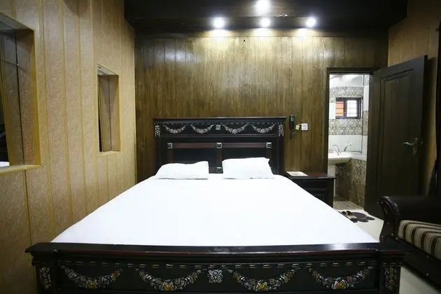 Basic Oda, 1 Çift Kişilik Yatak