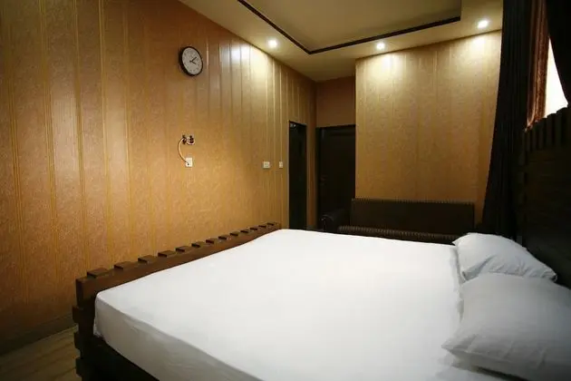 Basic Oda, 1 Çift Kişilik Yatak