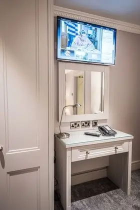 Deluxe Tek Büyük Yataklı Oda, Banyolu/Duşlu (Super King Bed)