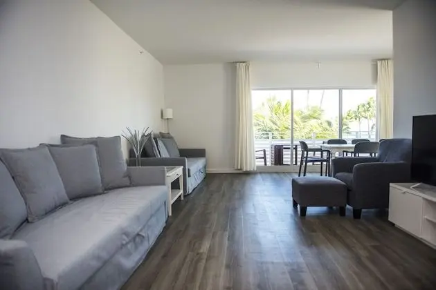 Apart Daire, 2 Yatak Odası, Balkon, Plaj Manzaralı