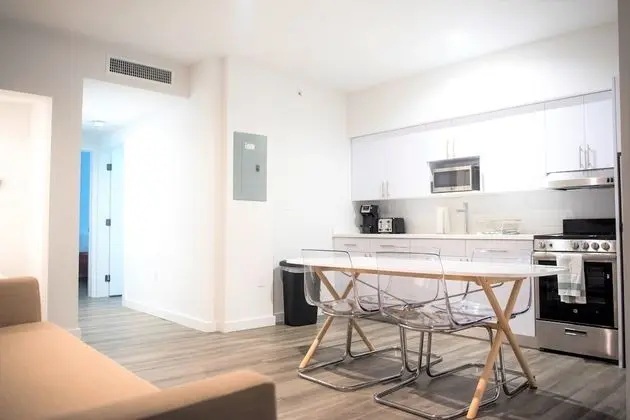 Basic Apart Daire, 2 Yatak Odası, Denize Sıfır