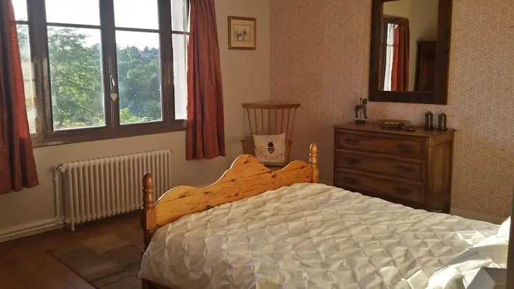 Tek Büyük Yataklı Oda (The River)