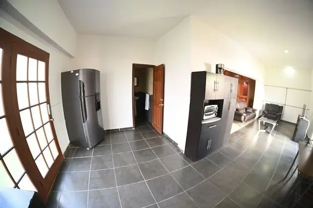 Oda, 1 Yatak Odası, Sigara İçilebilir, Buzdolabı